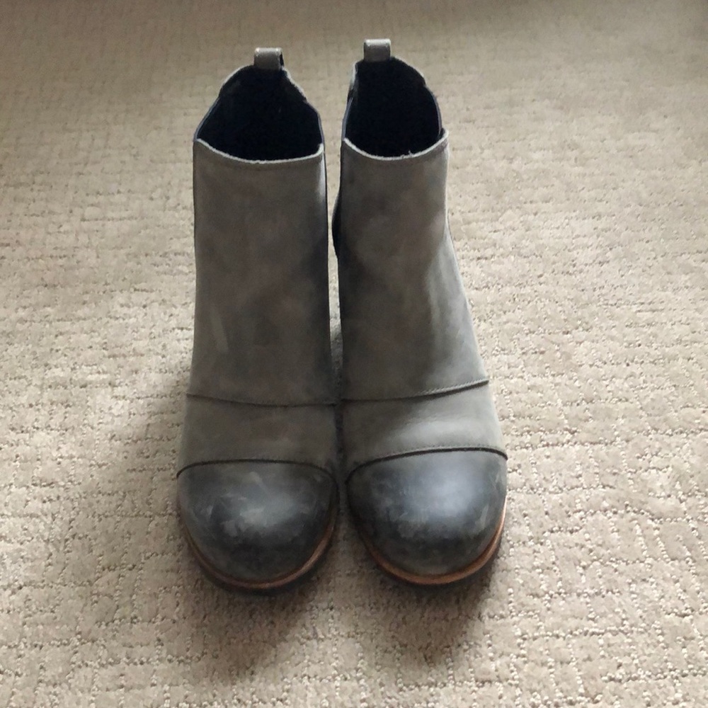 Sorel Lea wedge boots